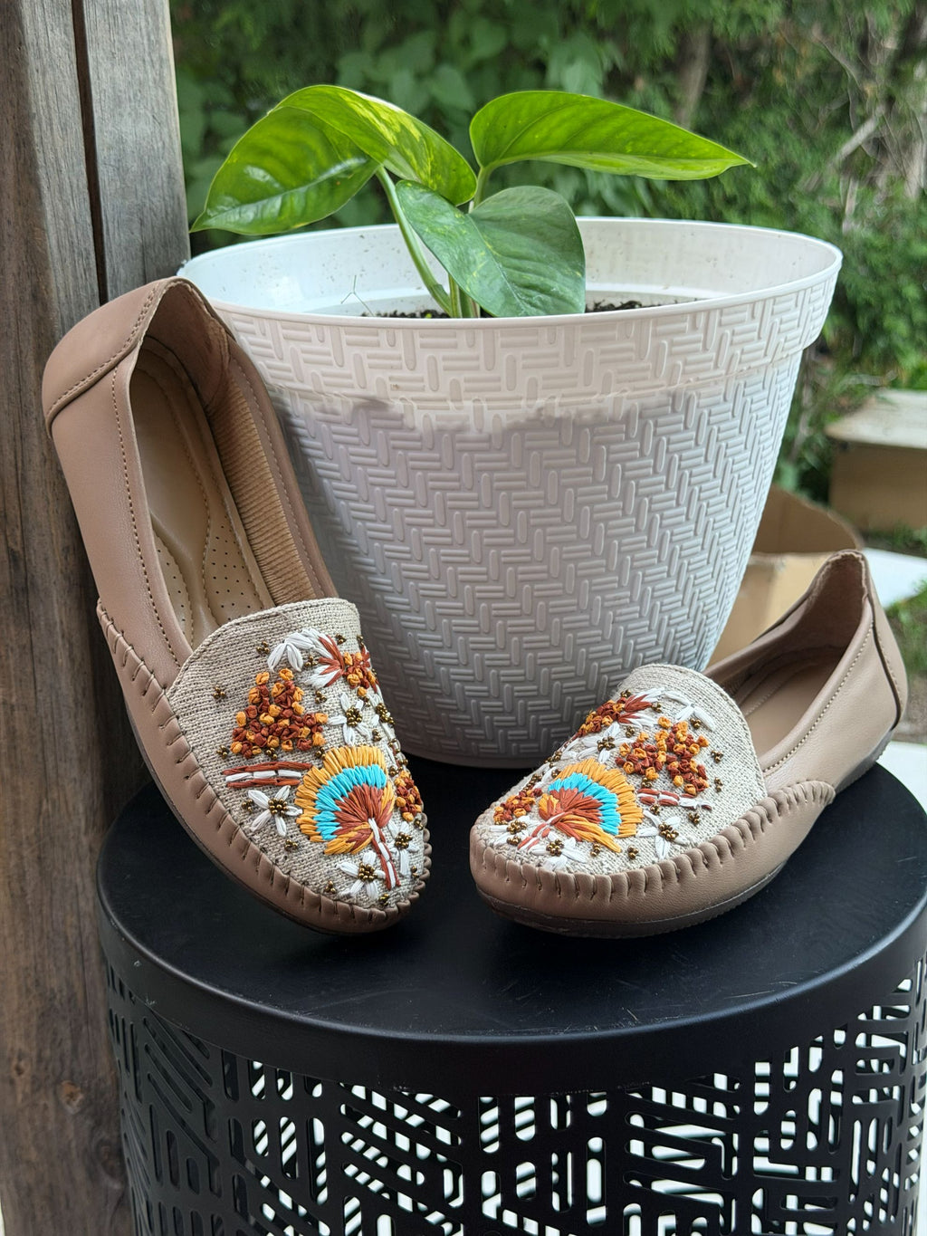 Sunrise Floral Embroidered Loafers