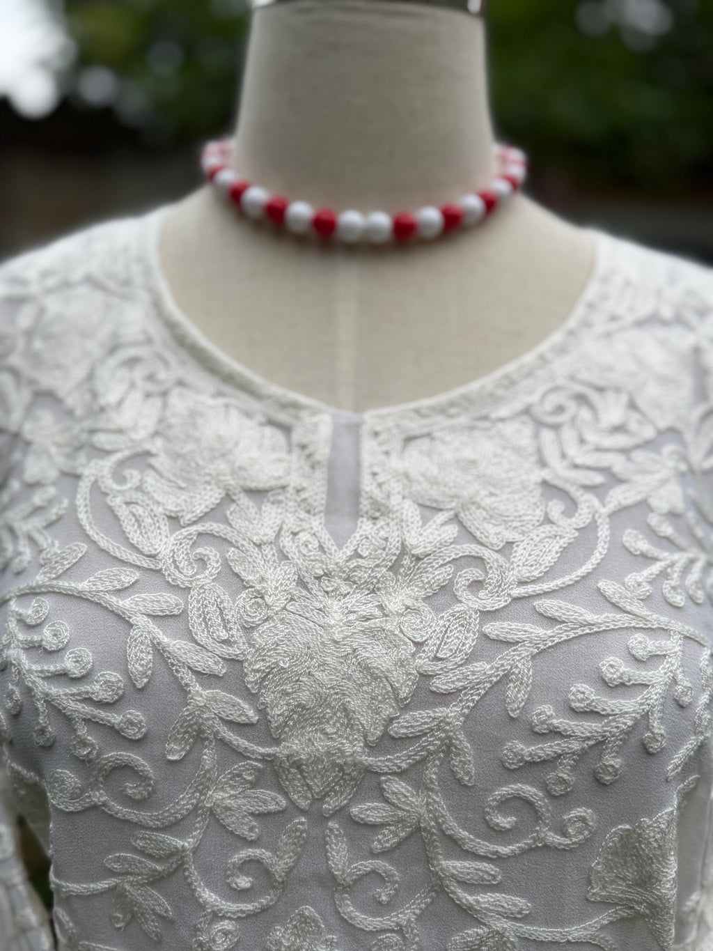 Kashmiri White Thread Embroidery Kurti